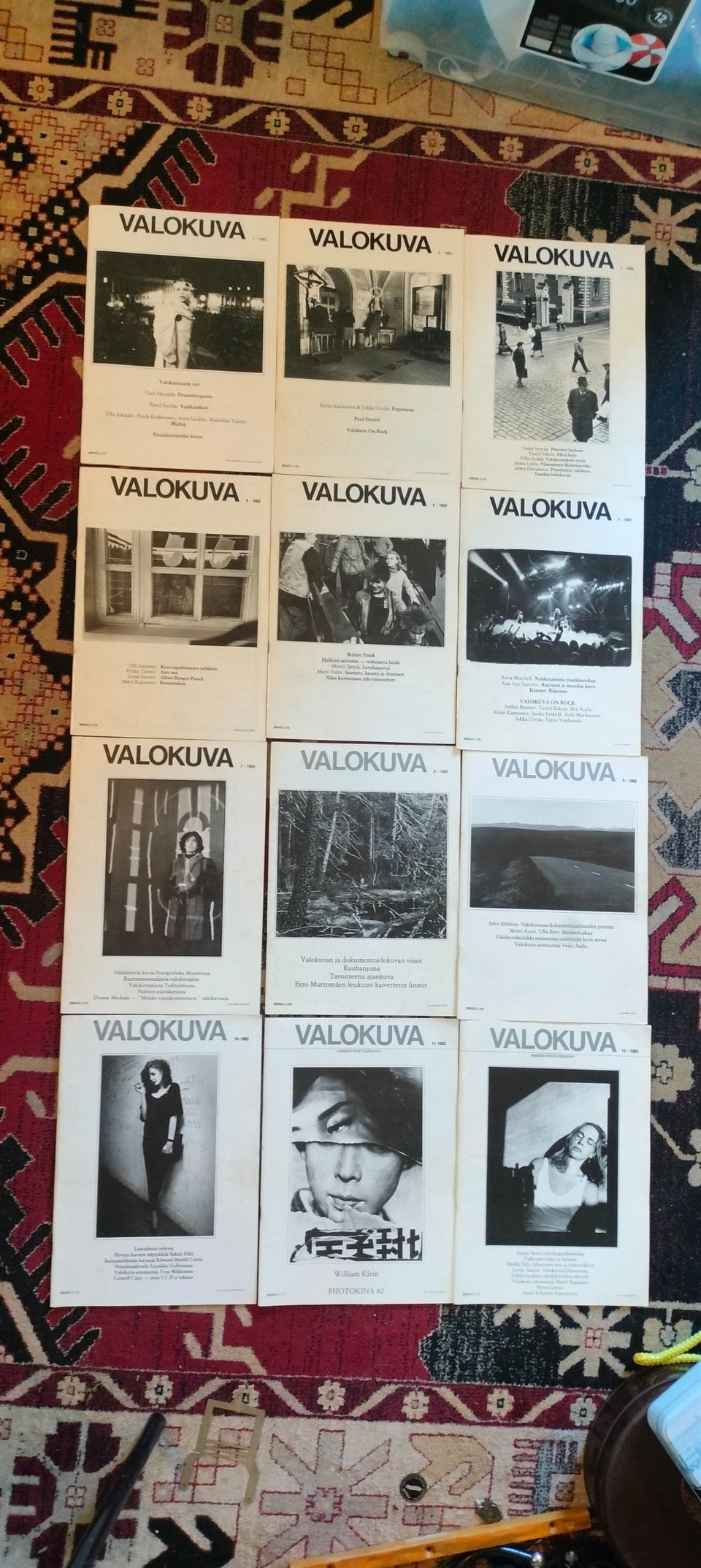 Valokuva lehden 1982 vuosikerta