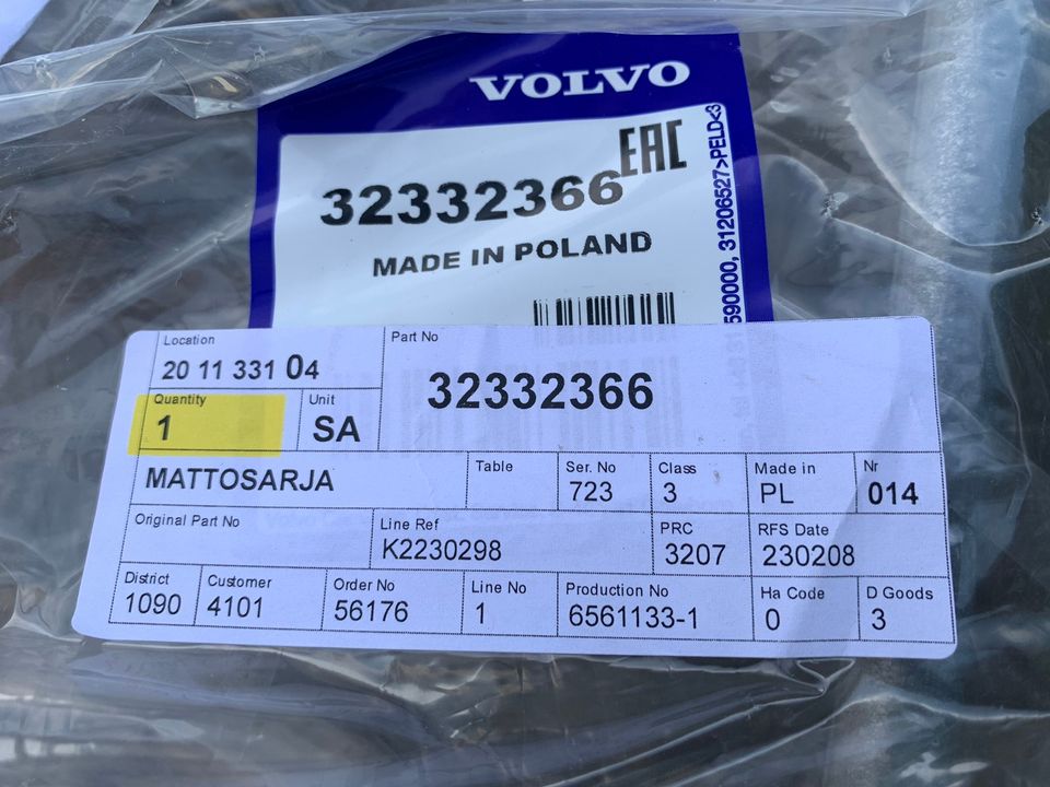 Volvo V90 muovimattosarja (ei kuskin mattoa)