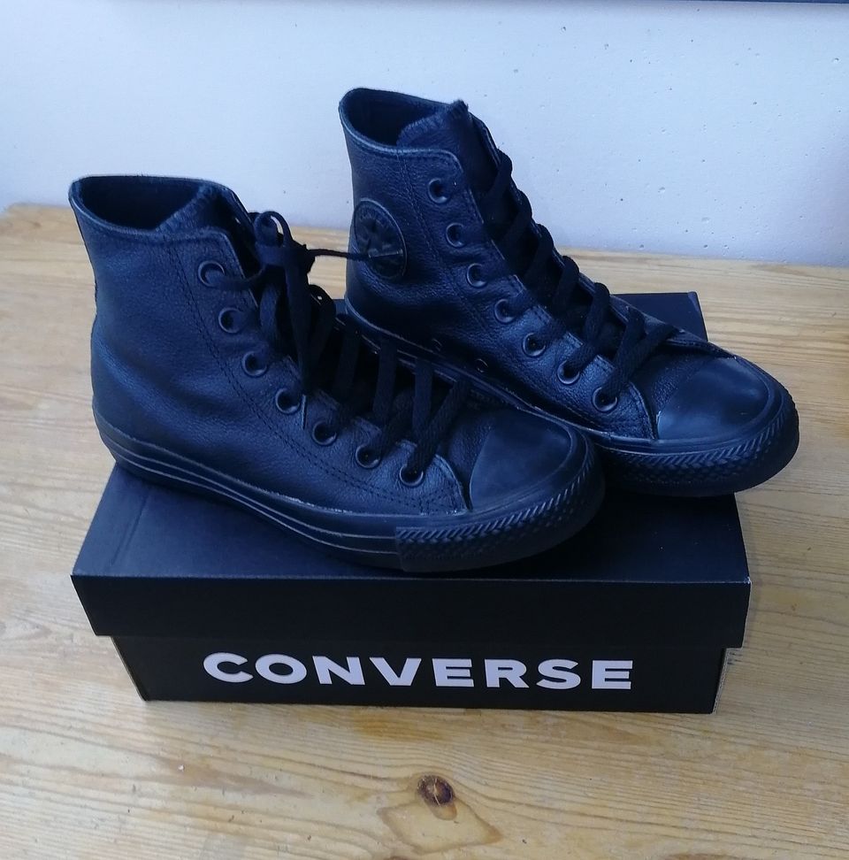 Converse nahkatennarit 36