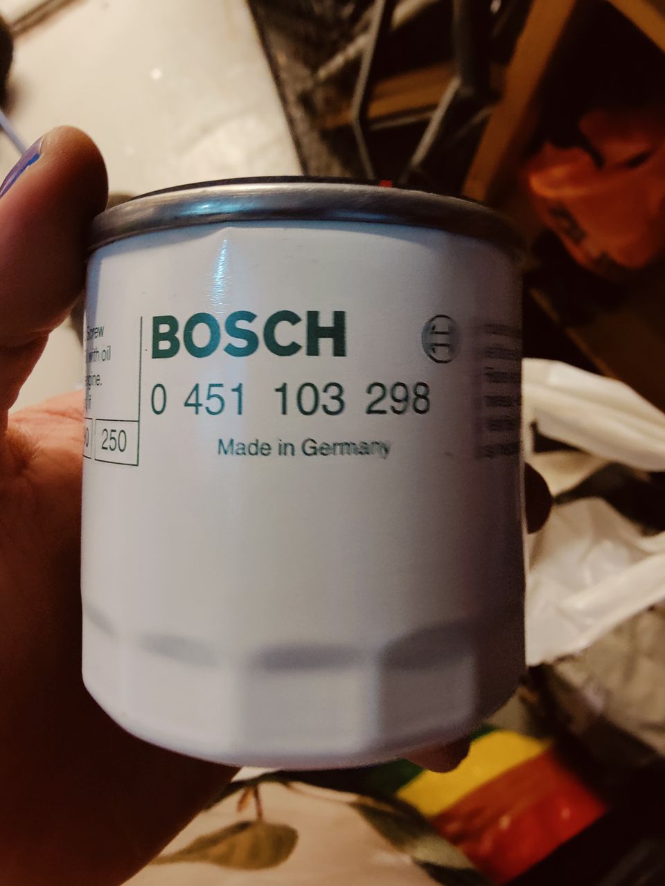 Käyttämätön bosch öljynsuodatin