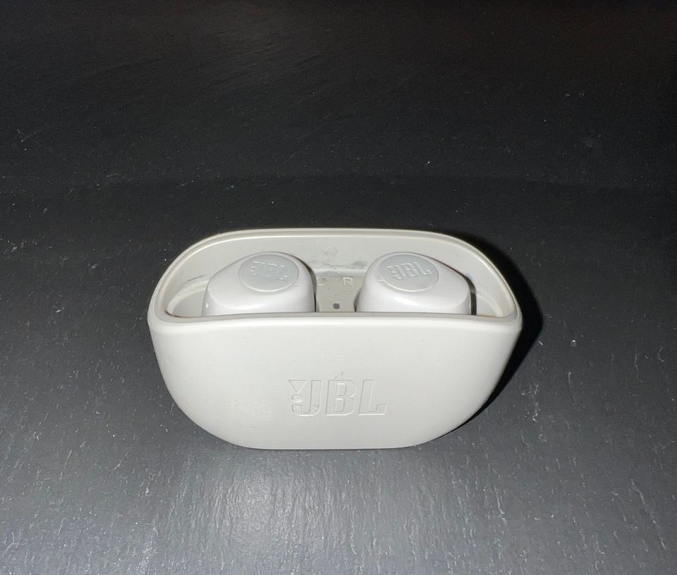 JBL Wave 100 TWS kuulokkeet