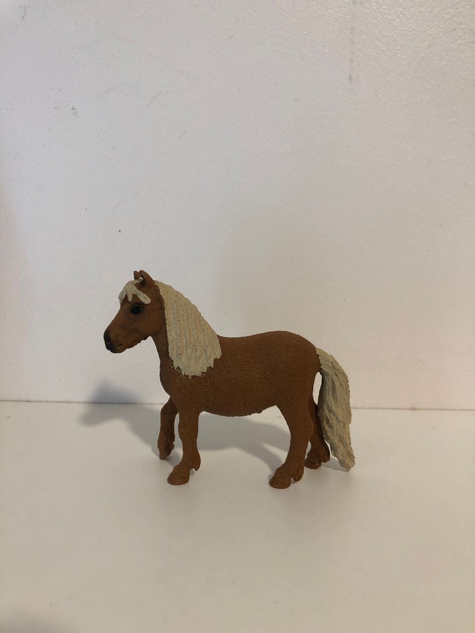 Schleich-poni