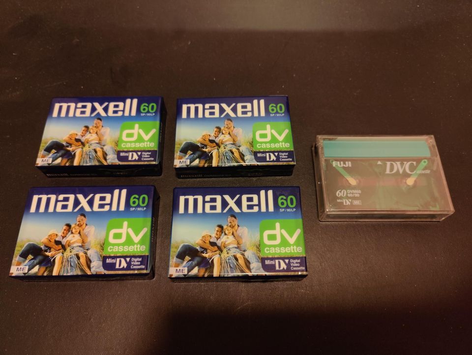 Uusia MiniDV videokasetteja 5 kpl