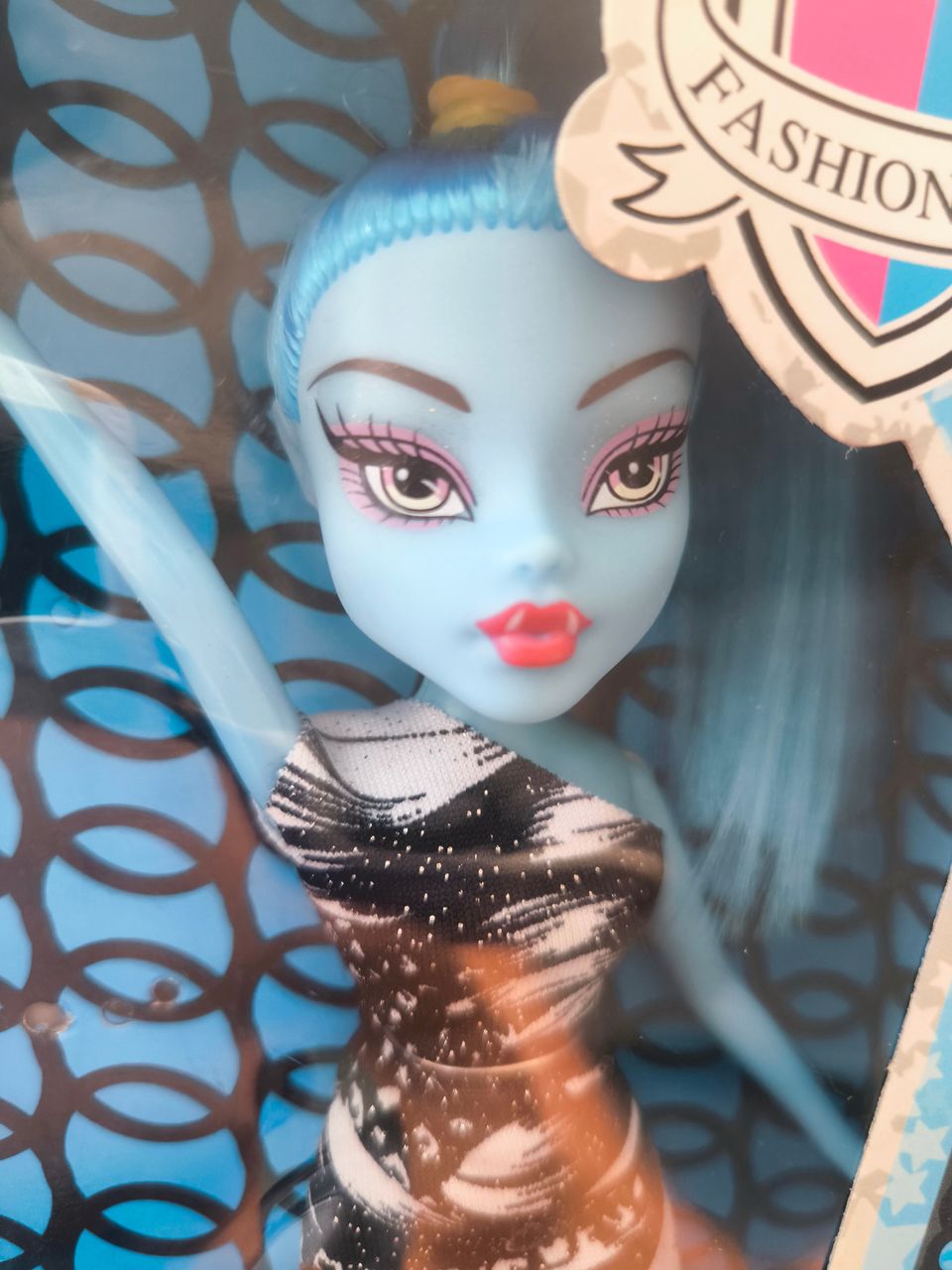 monster high uusi vampire 🦇🖤 fashion girl barbie lelut