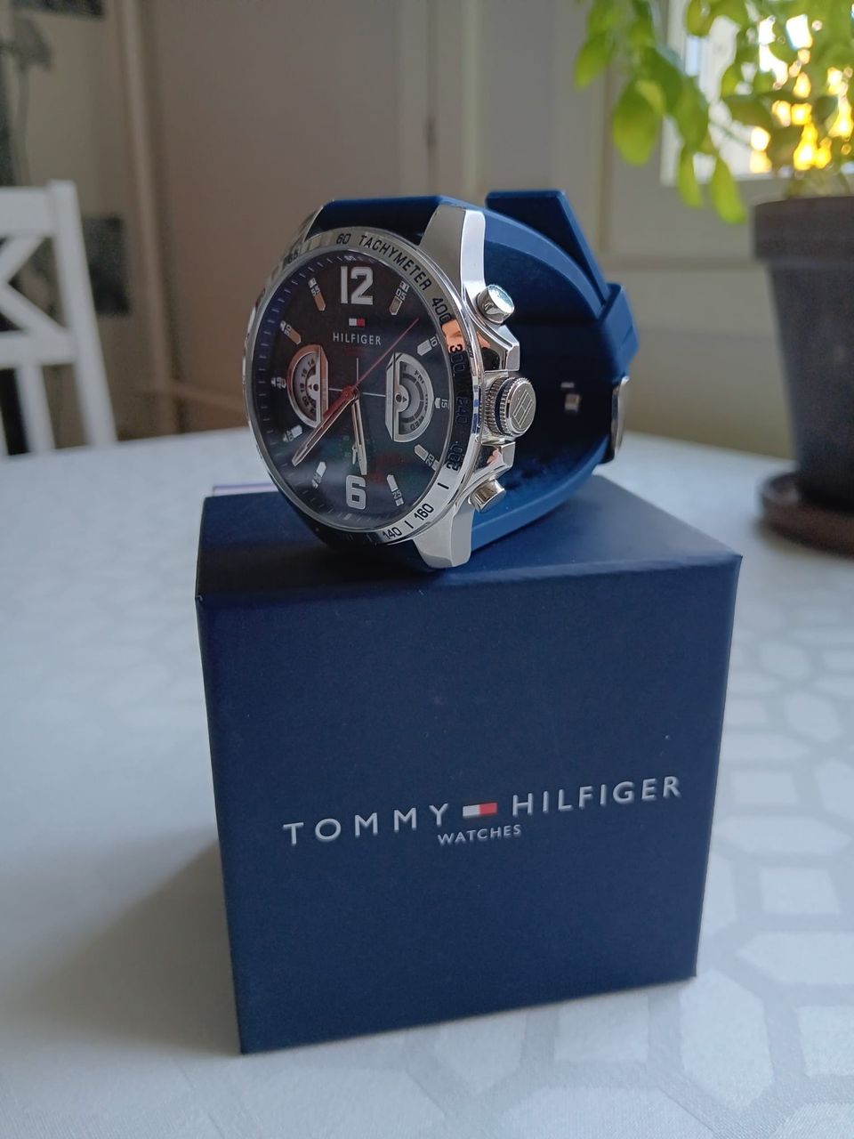 Tommy Hilfiger rannekello