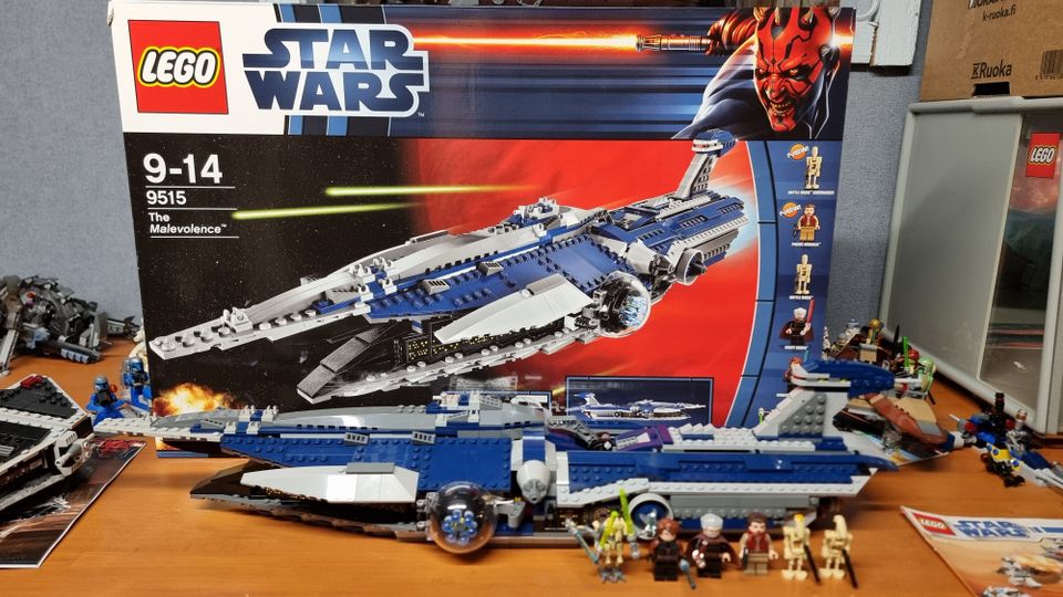 Lego Star Wars 9515 - The Malevolence