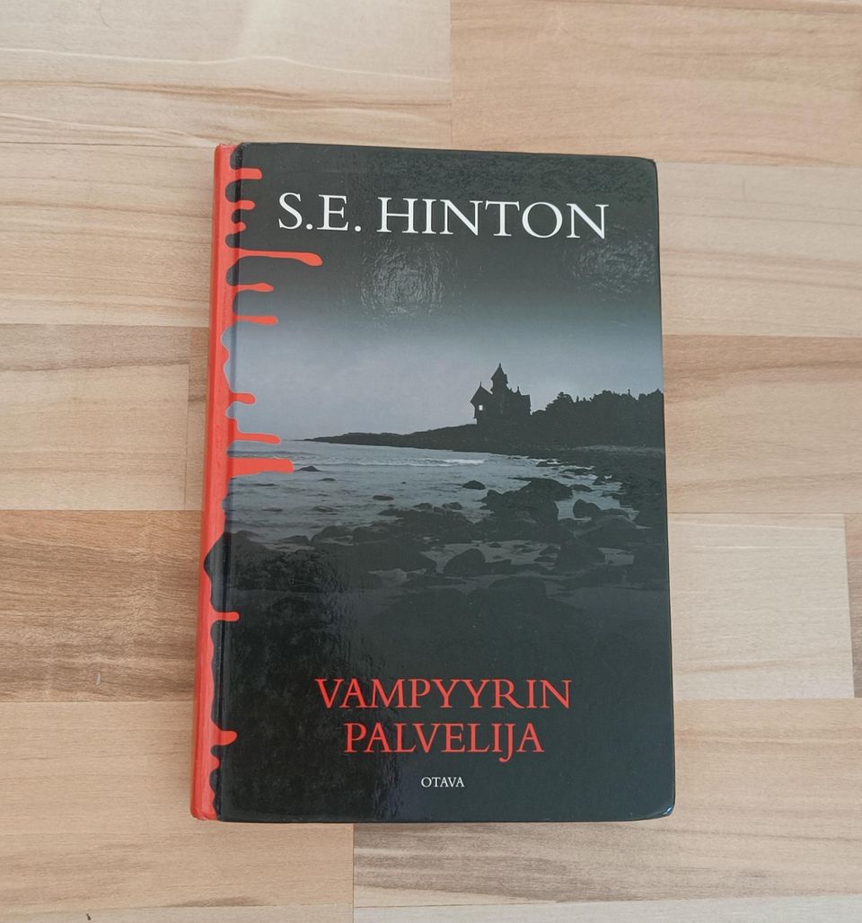 S.E. Hinton - Vampyyrin palvelija