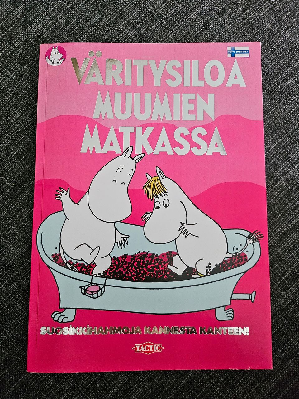 Uusi värityskirja