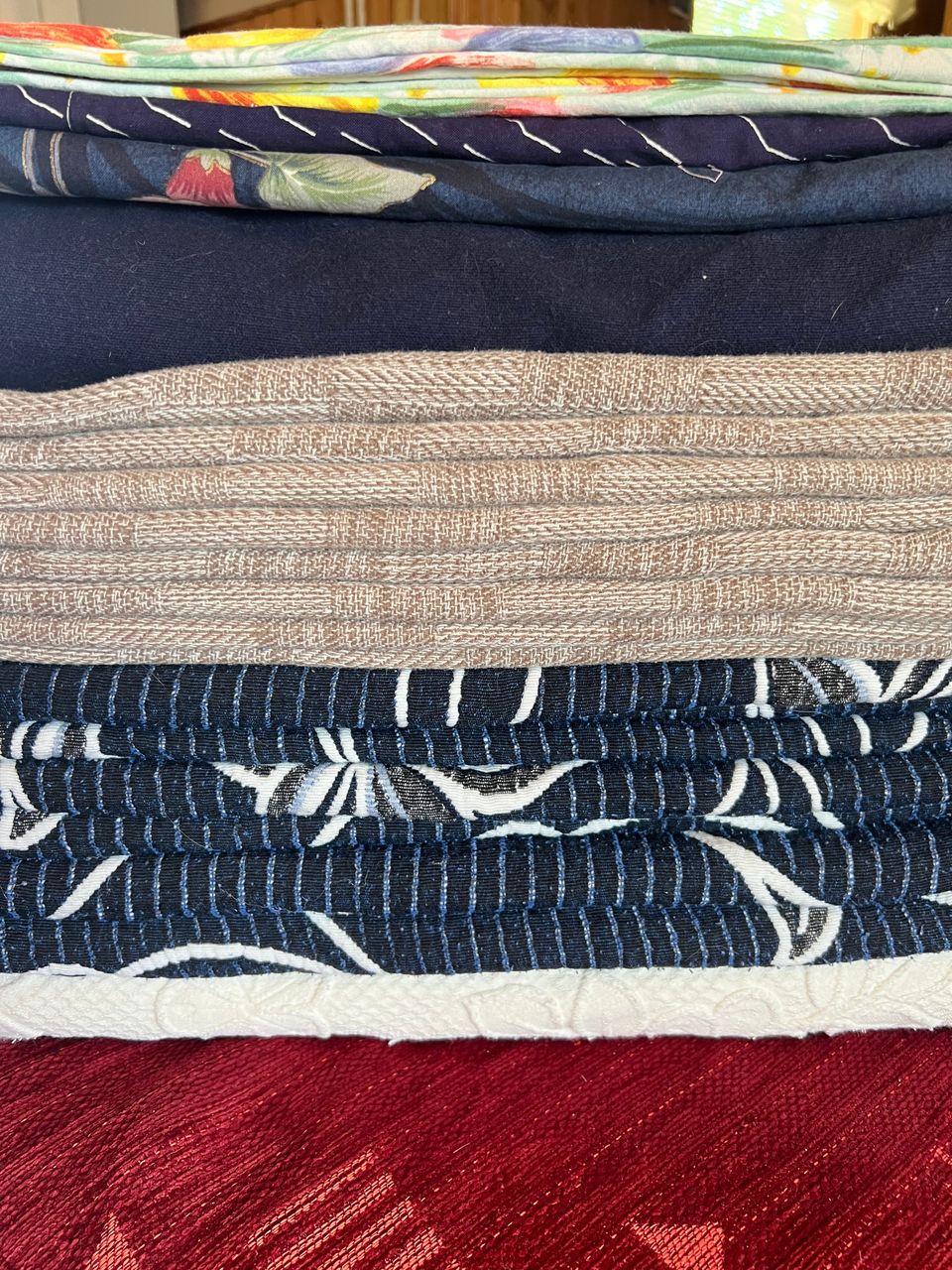 Erä tekstiilejä