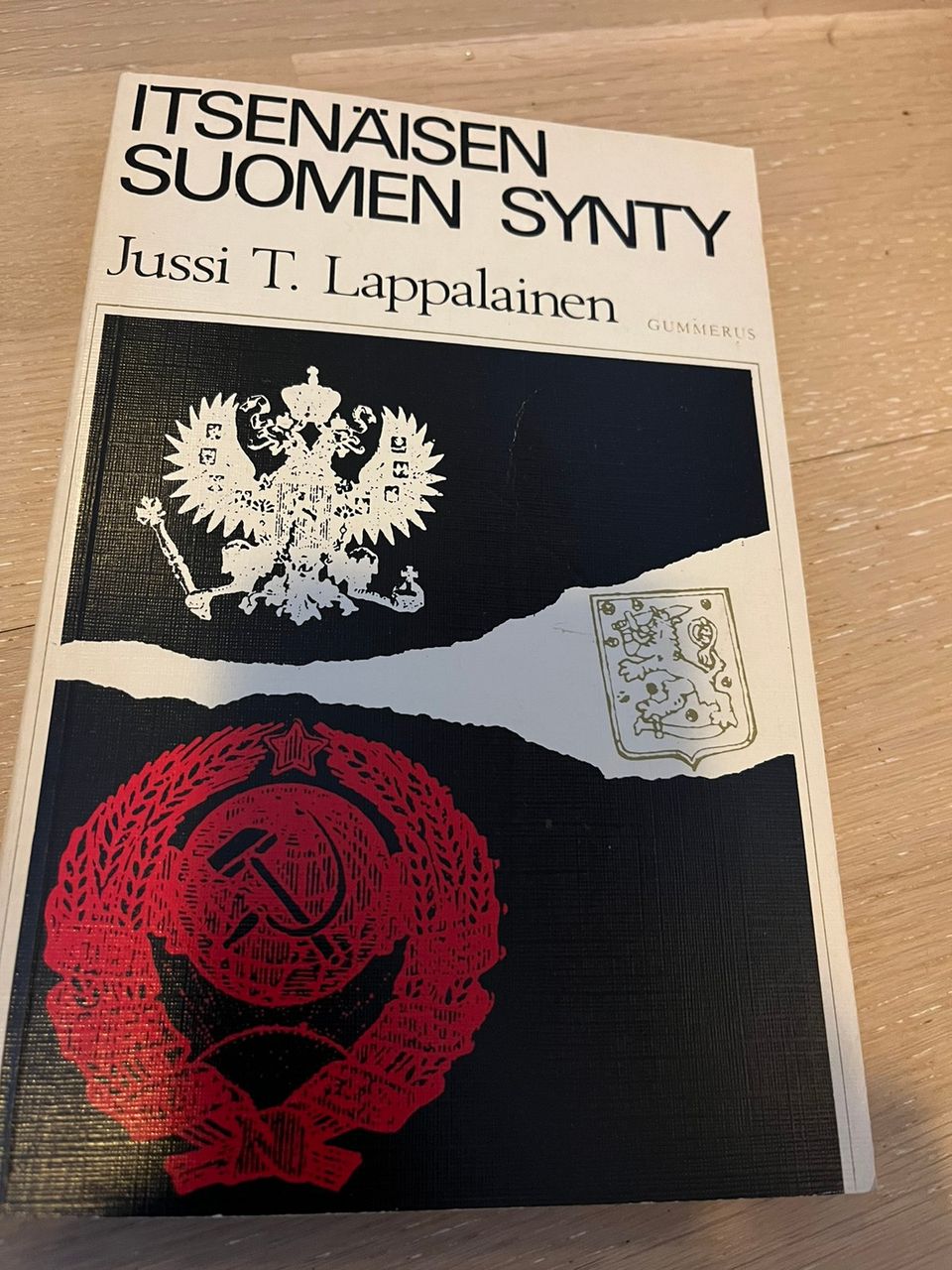 Itsenäinen Suomi-kirja