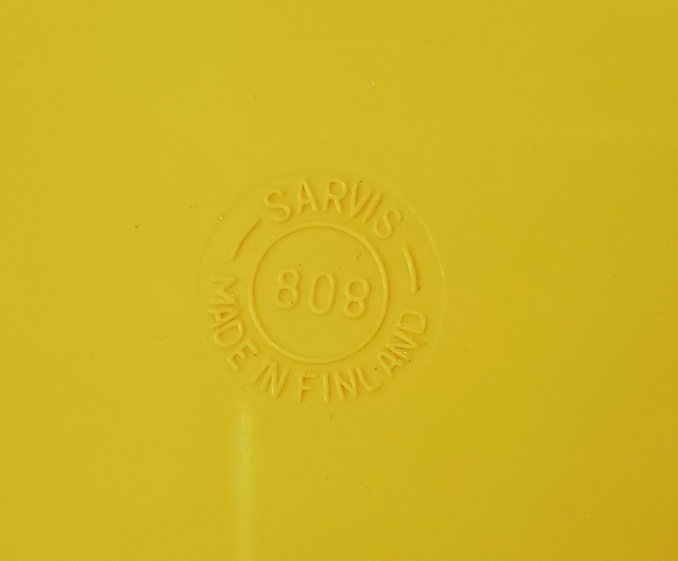 Keltainen vintage Sarvis 808 lautanen/tarjotin