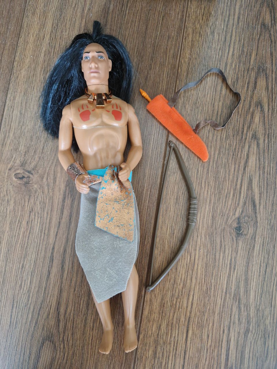 Barbie Pocahontas soturinukke