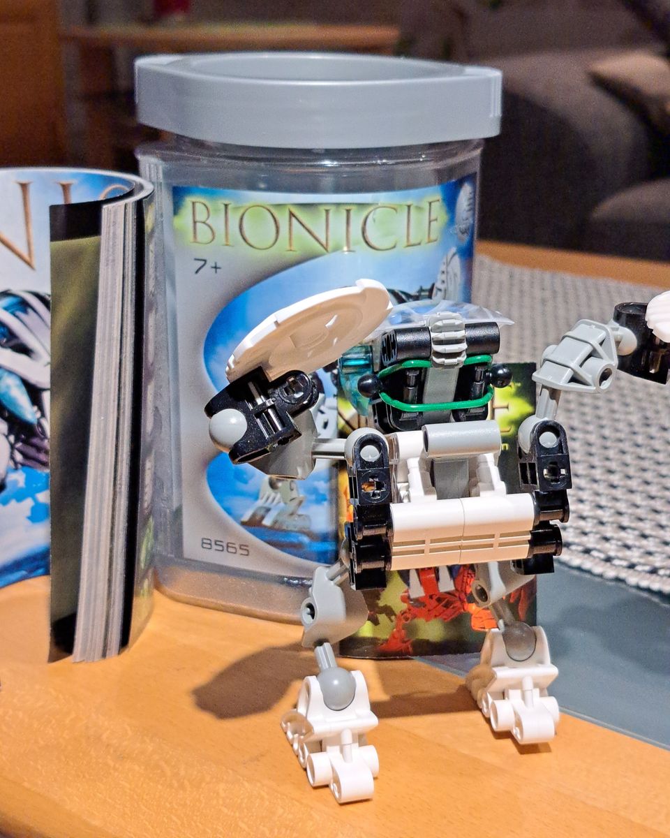 Bionicle Pahrak 8560 Tahnak 8563 Nuhvok 8561 Gahlok 8562 Lehvak 8564 Kohrak 8565