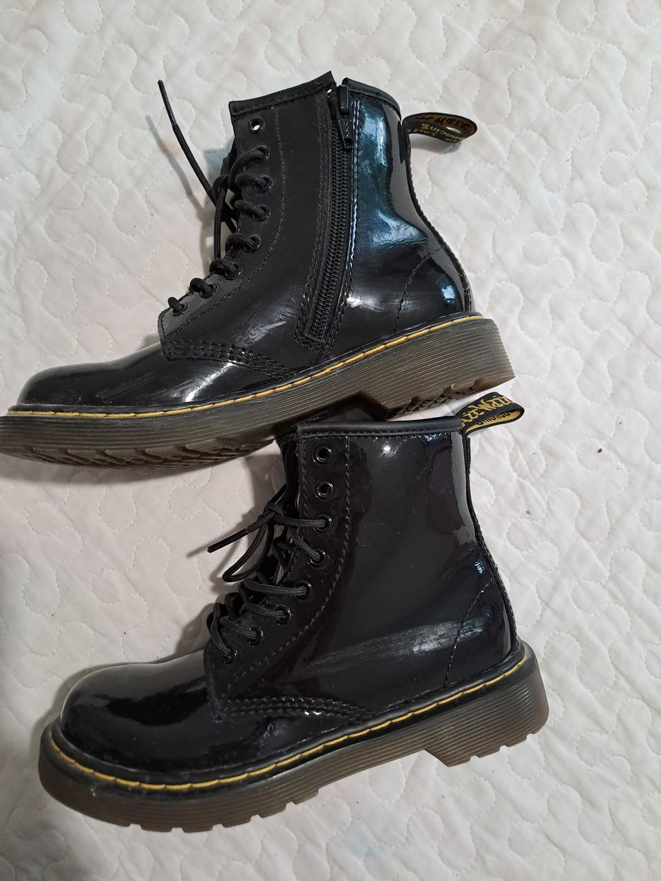 Lasten Dr. Martens kengät