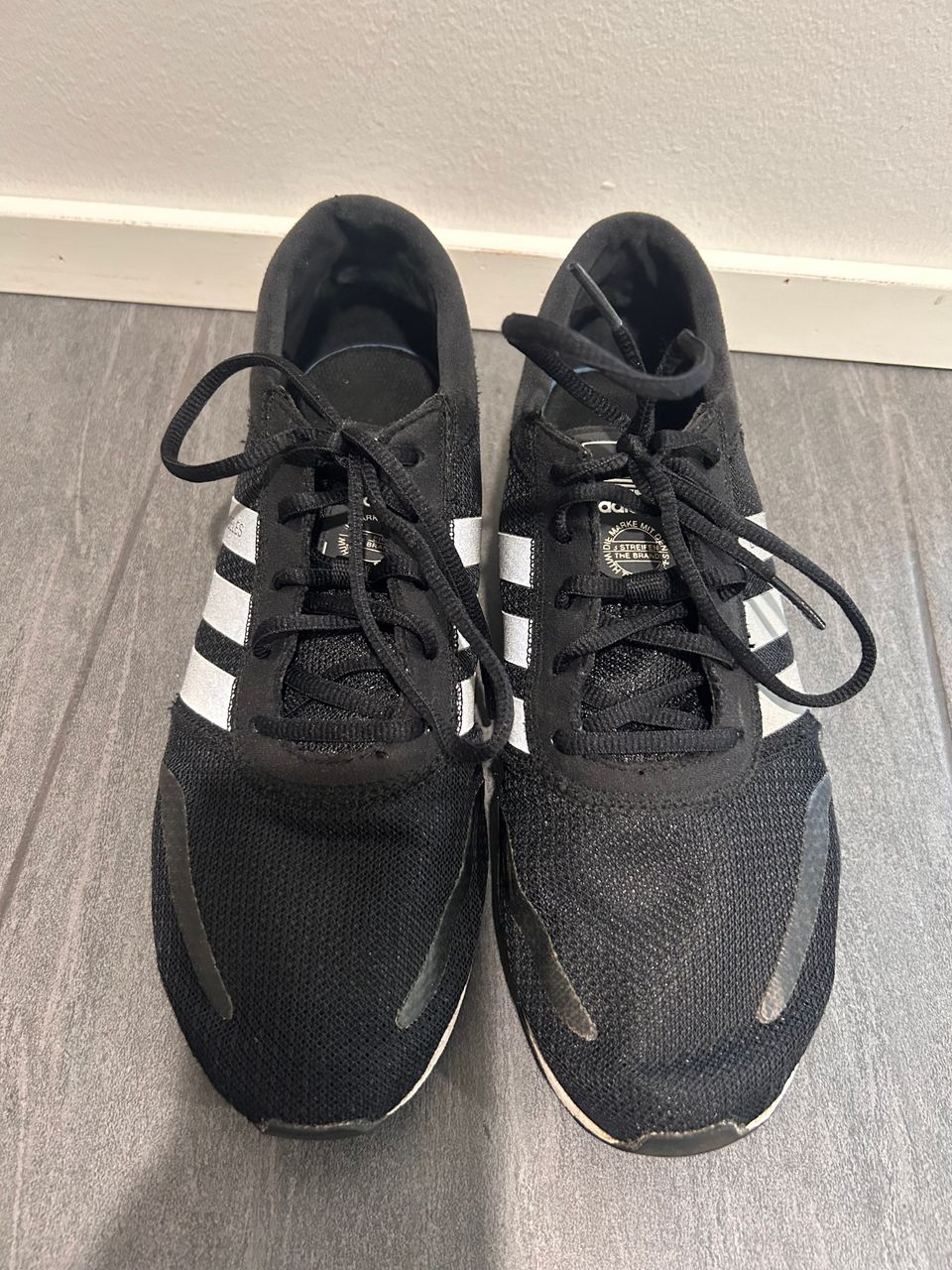 Adidas tennarit 43 1/3