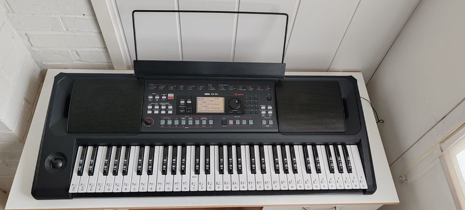 KORG EK-50L Keyboard