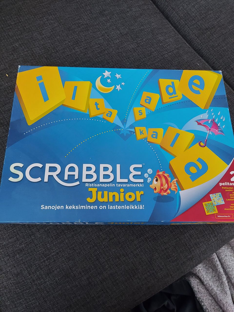 Scrabble Junior lautapeli