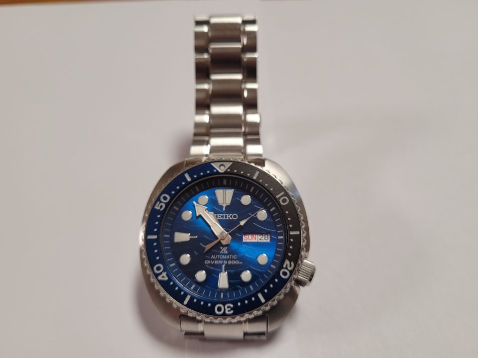 Seiko Prospex Save the Ocean Turtle SRPD21K1 Great White Shark Special Edition