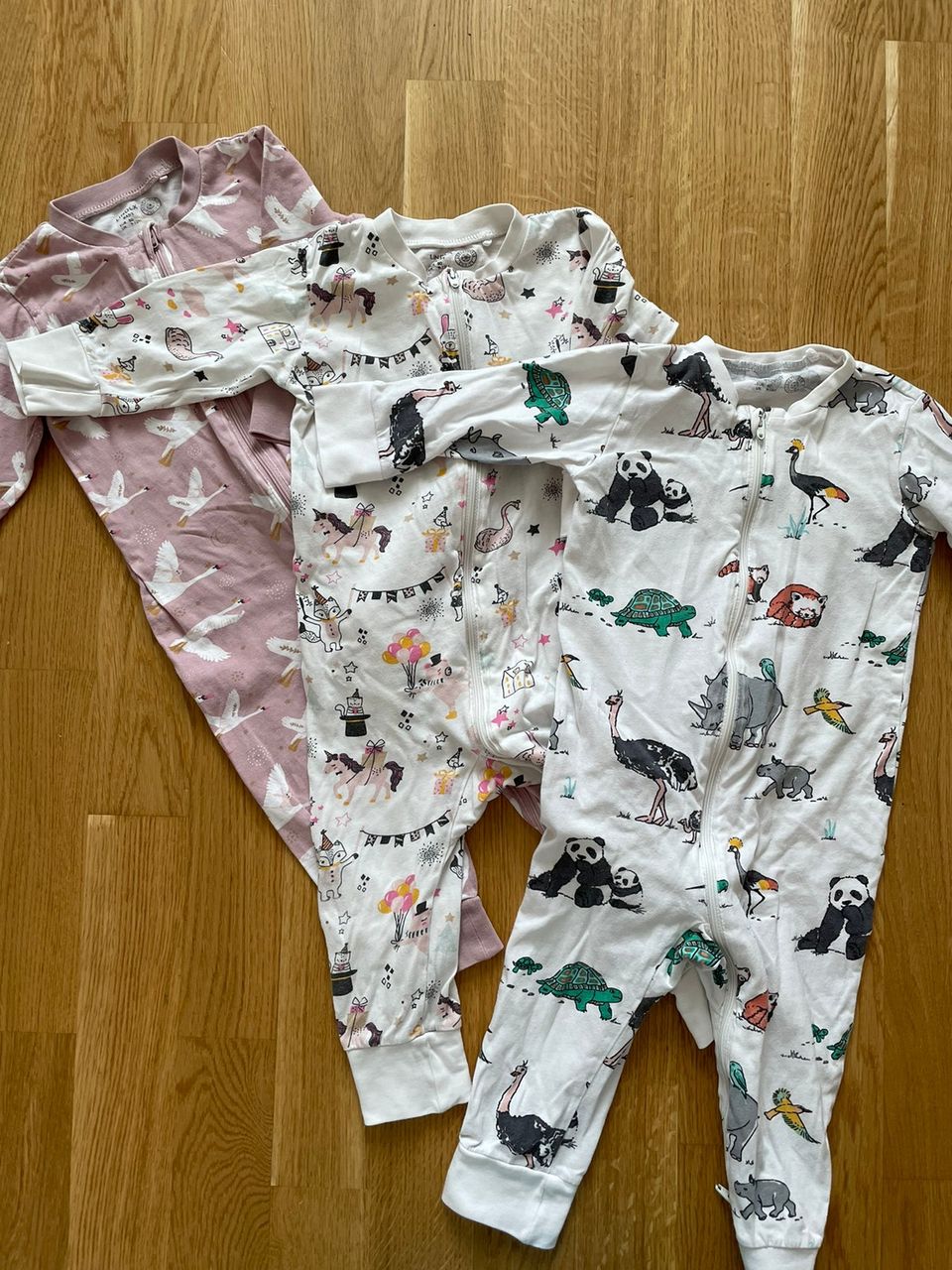 Pyjamat 4kpl 80 cm