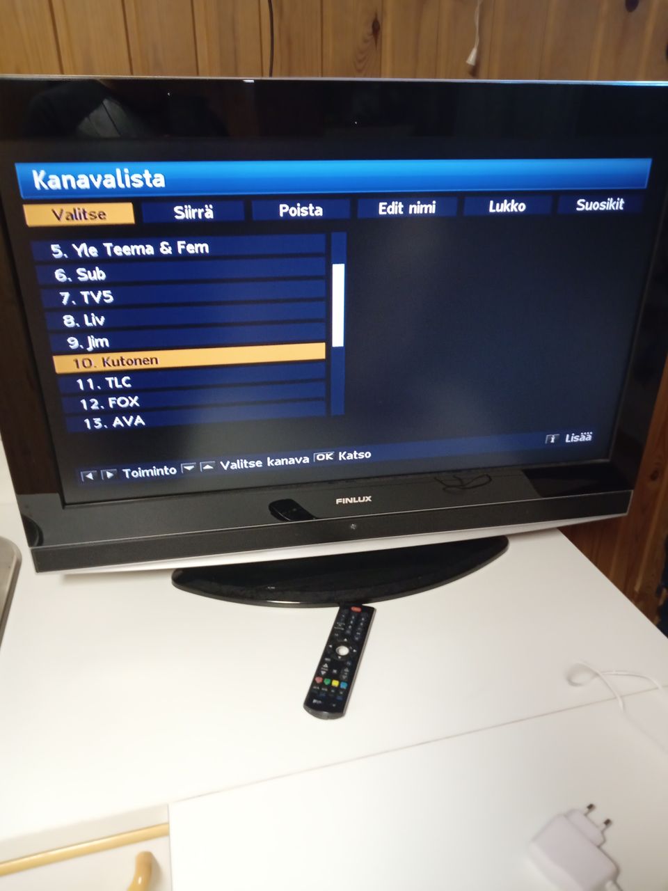 Finlux TV + kaukosäädin