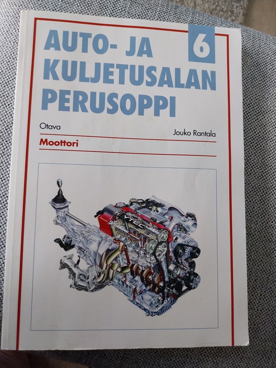 Auto ja kuljetusalan perusoppi moottori