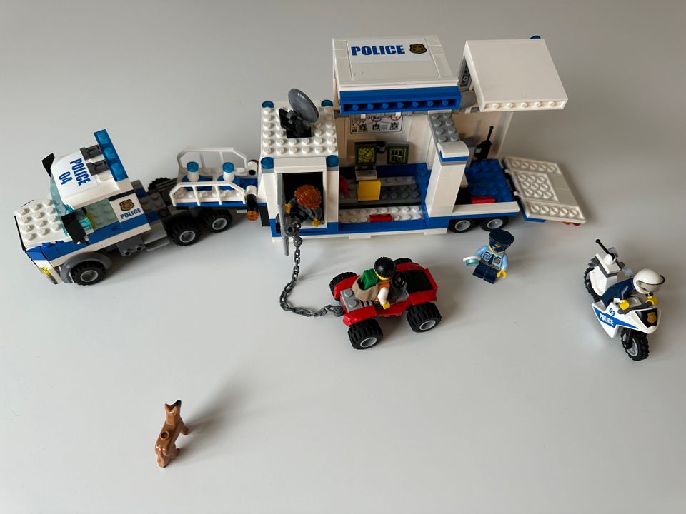 LEGO City 60139 Liikkuva komentokeskus