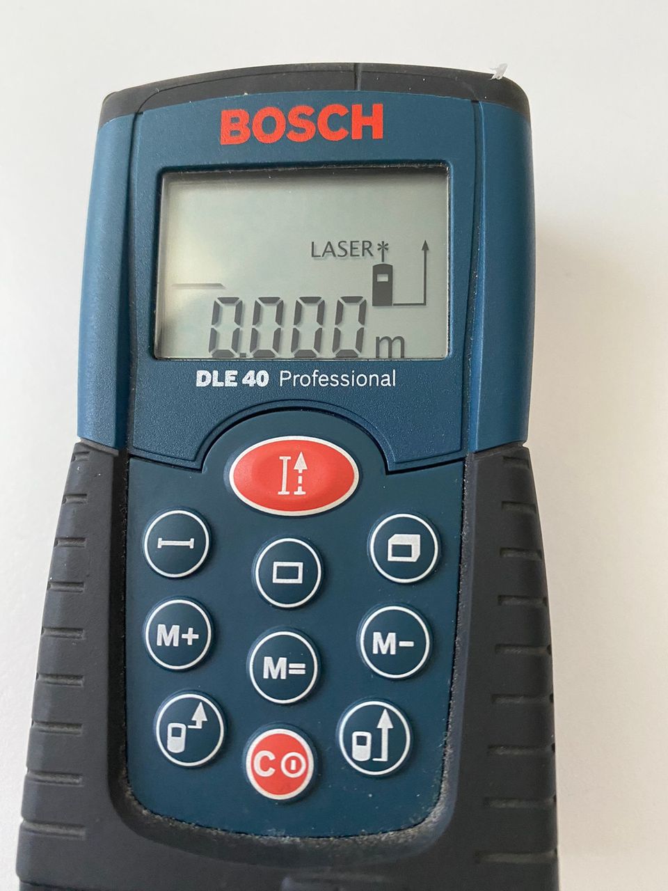 Laseretäisyysmittalaite, Bosch DLE40