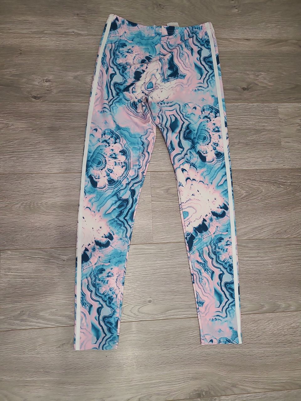 158 adidas tytön leggings