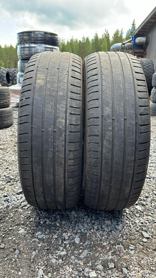 VARATTU Käytetty kesä 205/60R16 BF Goodrich Advantage