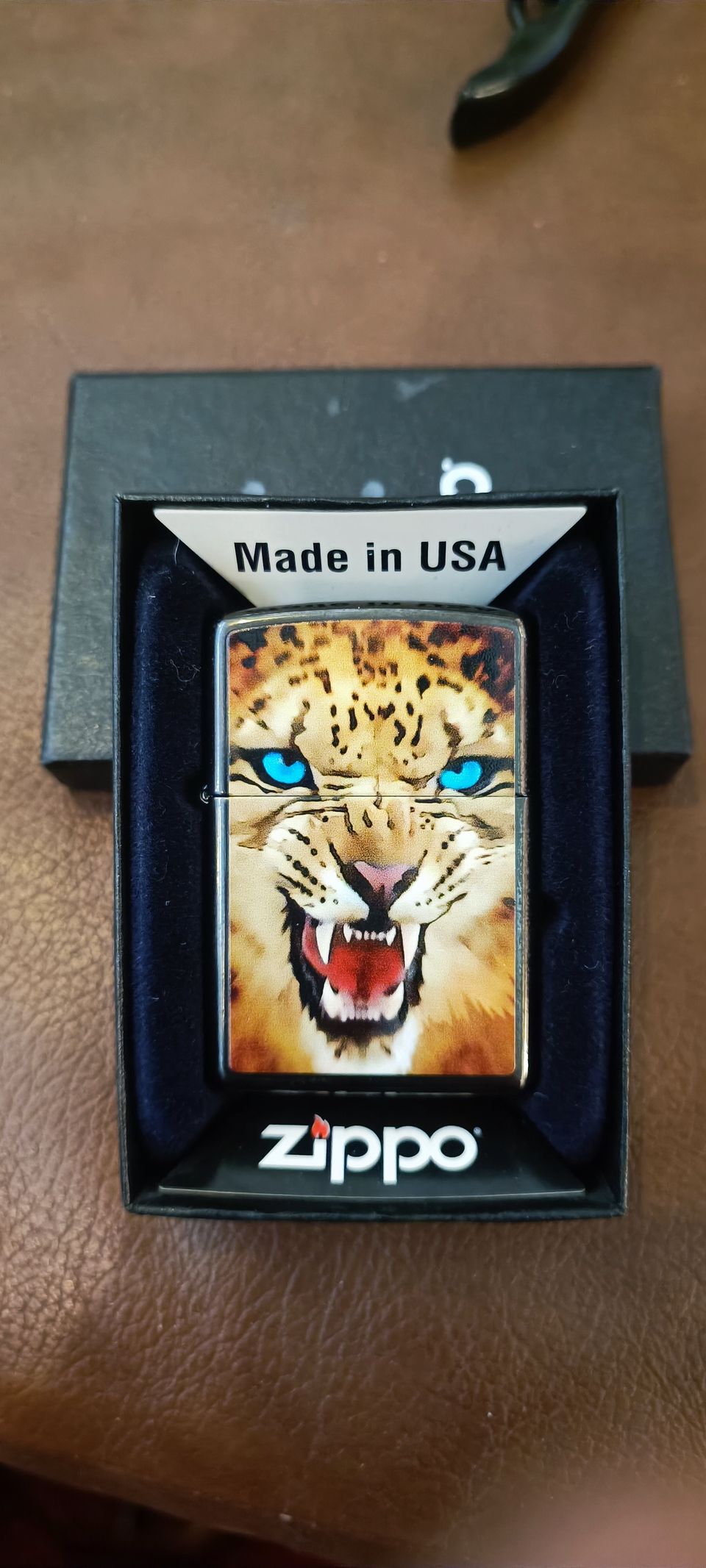 Käyttämätön Zippo