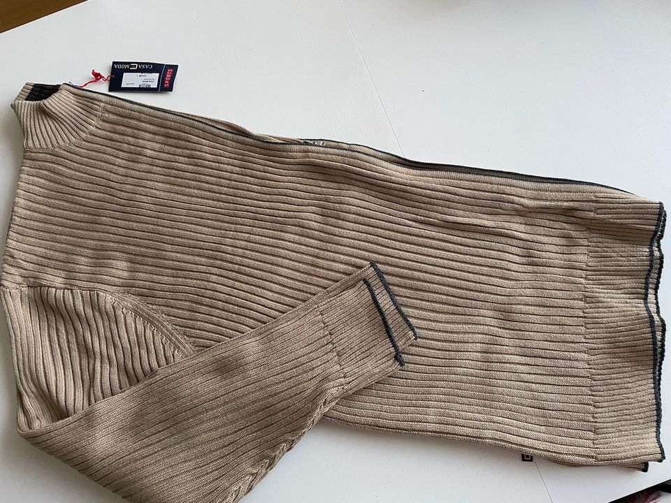 Casa Moda beige neuletakki koko 5XL.