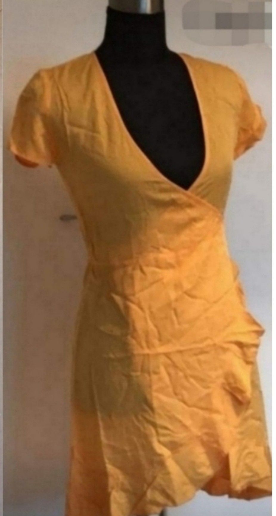 Keltainen mekko xs
