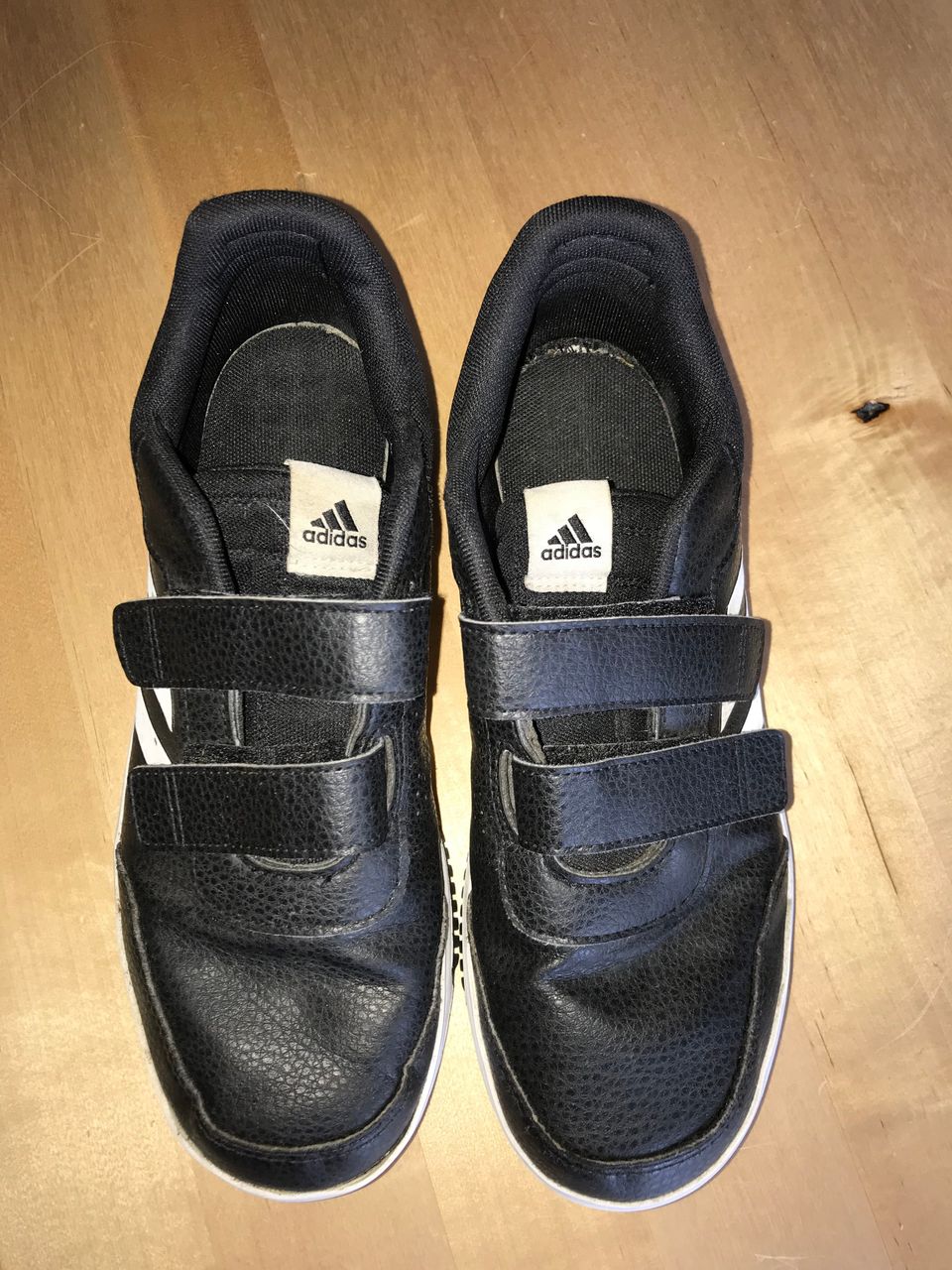 Adidas lenkkarit koko 39