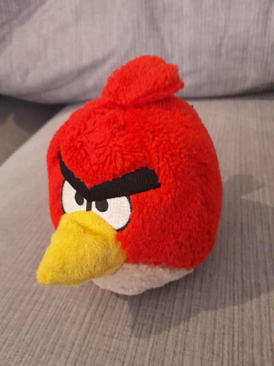 Angrybirds hahmo 15€ tai tarjoa pieni keräily pehmo