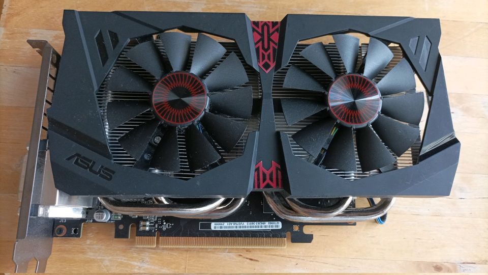 ASUS STRIX GTX 960 4 GB näytönohjain