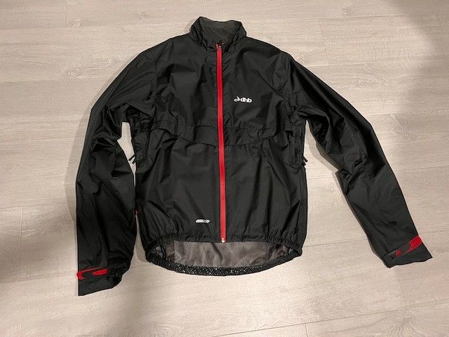 dhb rain jacket XL