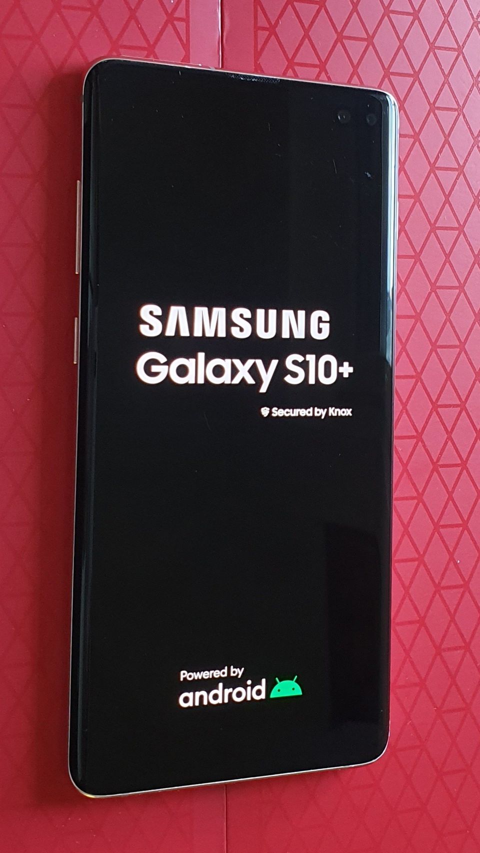 Samsung Galaxy S10+ Ceramic White puhelin