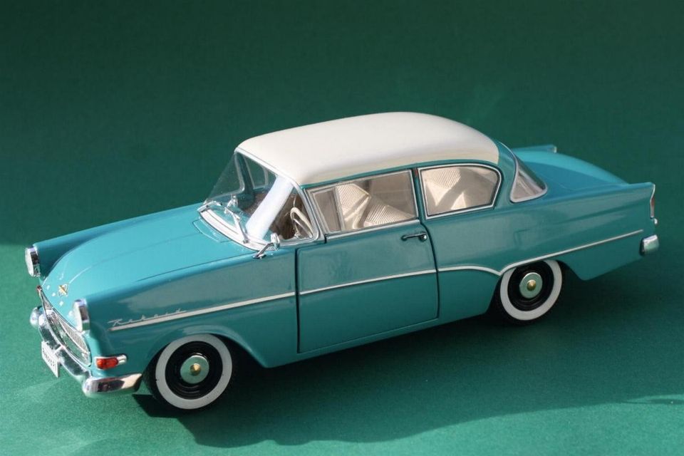 Hieno Opel Rekord Olympia P1 1957 1:24 metallinen auto pienoismalli 19cm