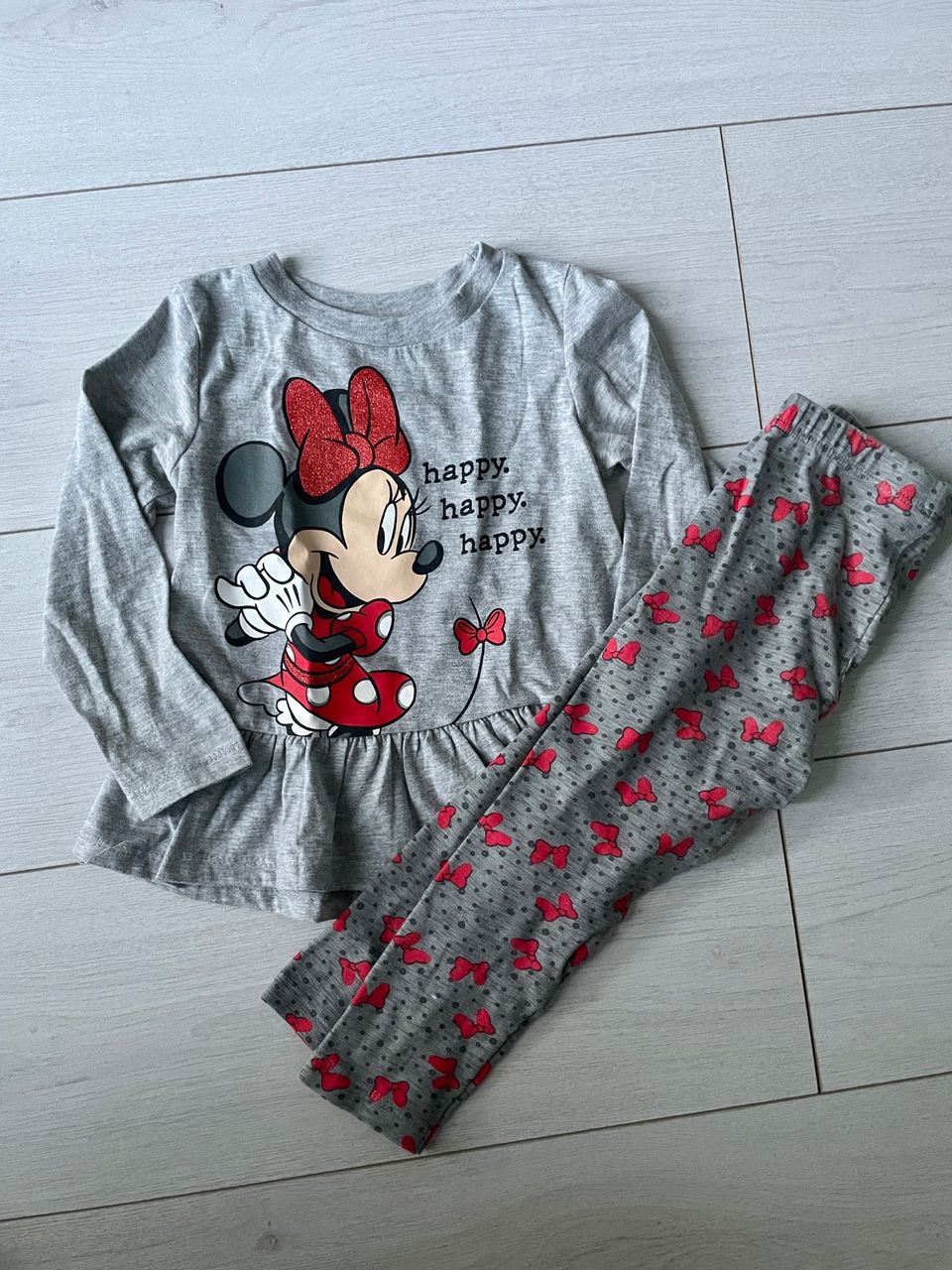 Minni mouse asu 3y