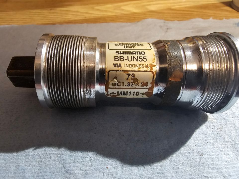 Shimano BB-UN55 73mm