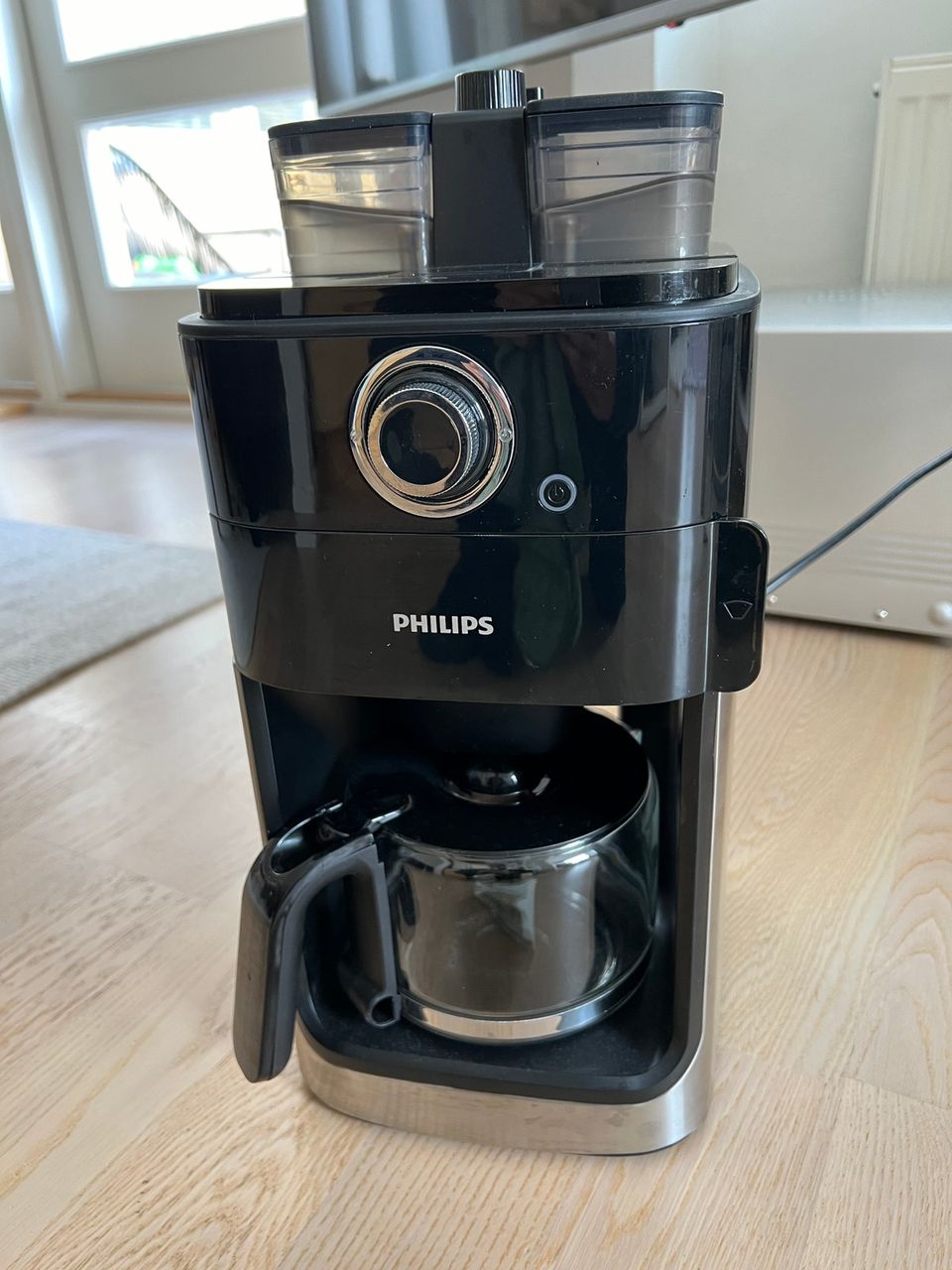 Philips kahvinkeitin kahvipapujen jauhamisominaisuudella