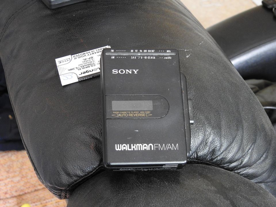 Sony Walkman WM-F2061 Made in Japan
