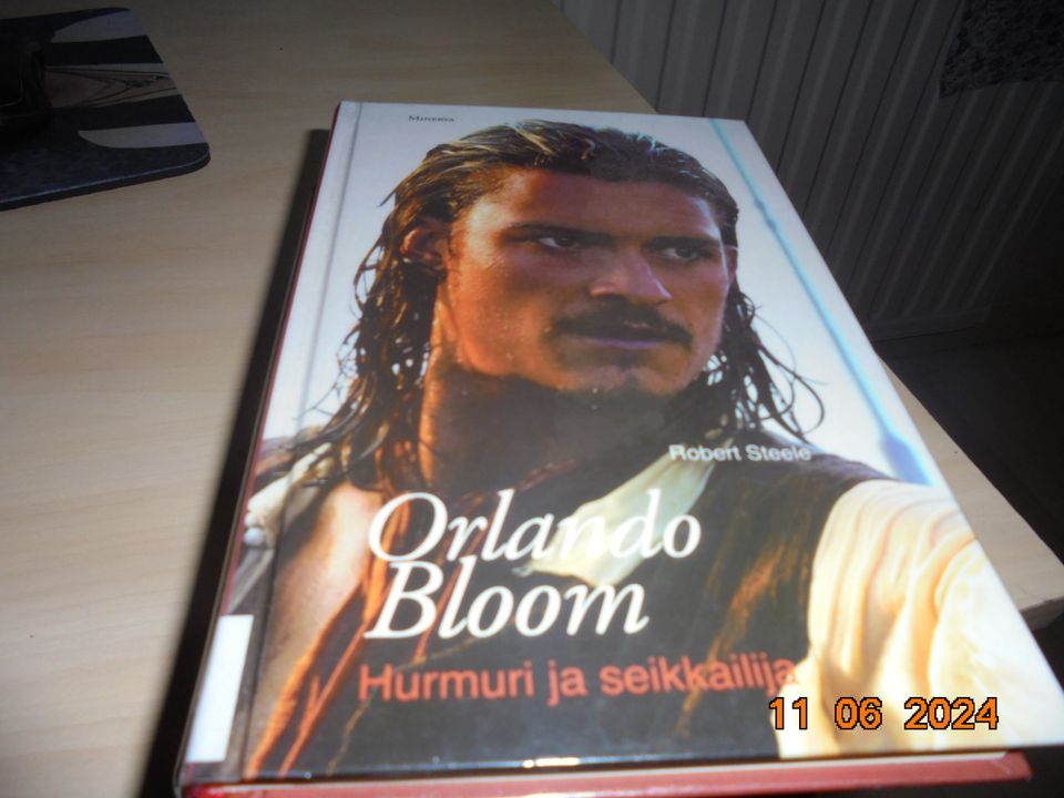 robert steele - orlando bloom