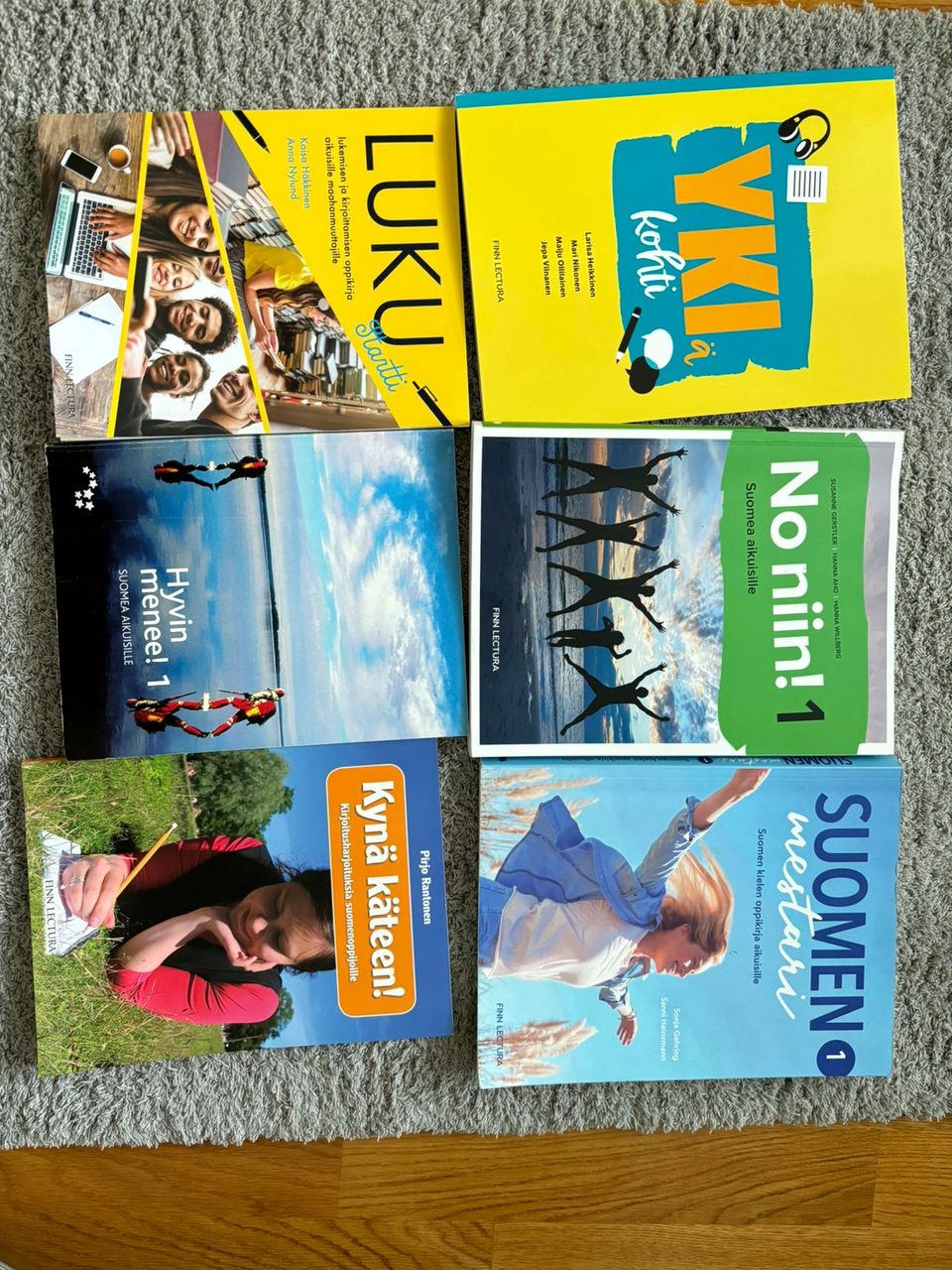 Suomen kielen oppikirjoja