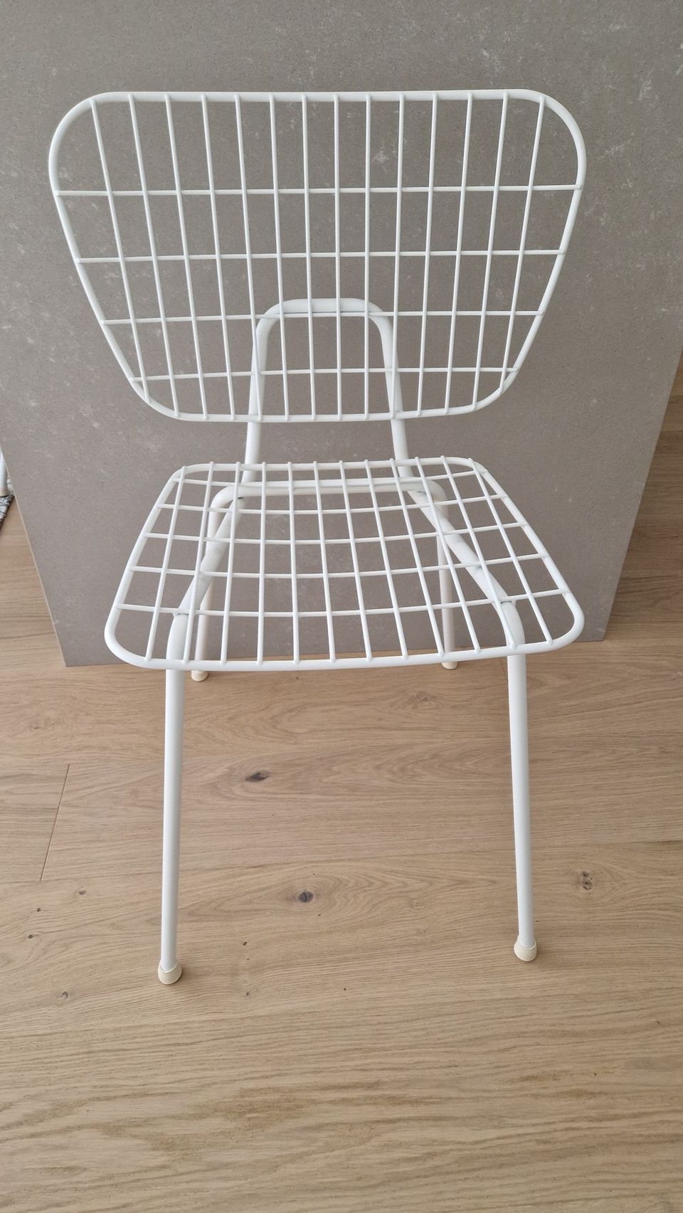 2 kpl / Menu WM String Dining Chair / Ruokapöydän tuolit