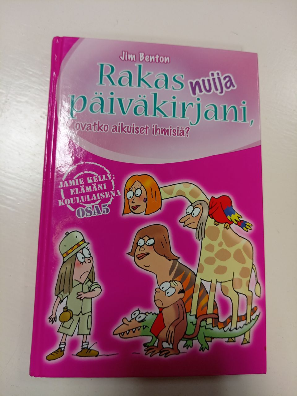 Jim Benton: Rakas nuija päiväkirjani, ovatko aikuiset ihmisiä? (osa 5)