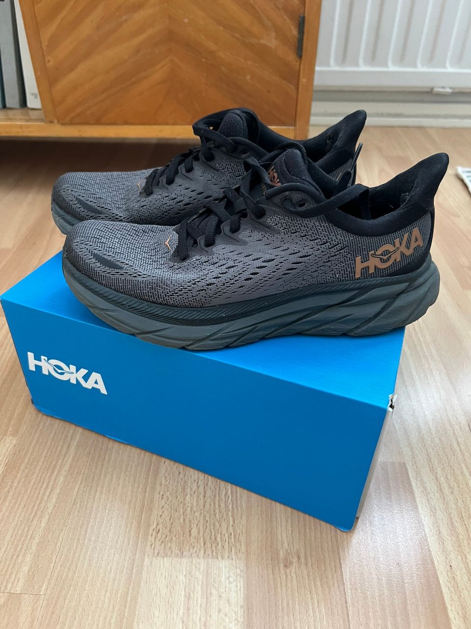 Hoka W Clifton 8 koko 38