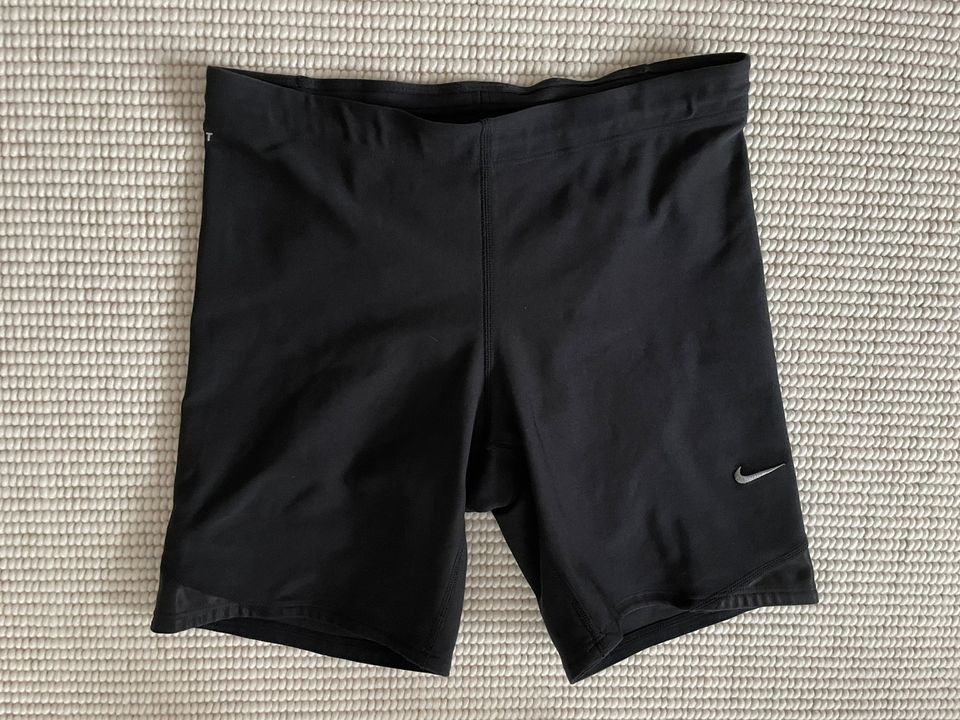 Nike Bikershortsit