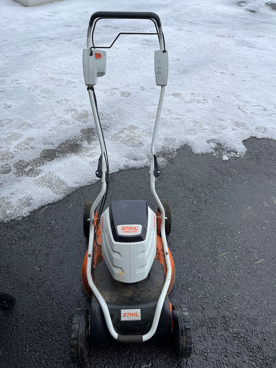 Akkuruohonleikkuri Stihl RMA 2 RT