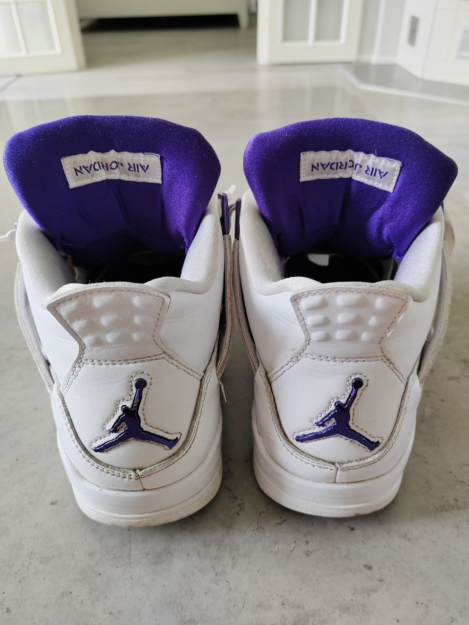 Air Jordan 4 metallic purple